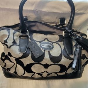 Coach shoulder bag